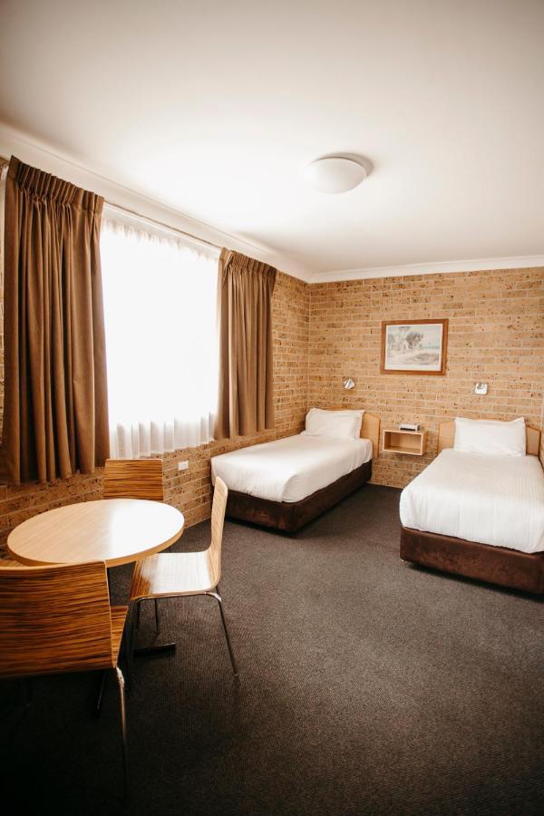 Colonial Motel Richmond Extérieur photo