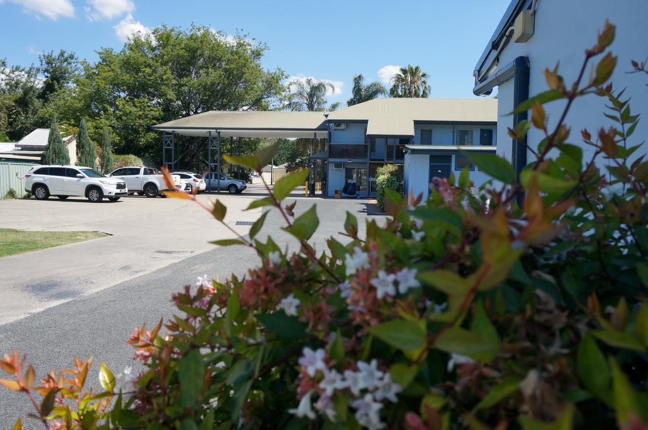 Colonial Motel Richmond Extérieur photo
